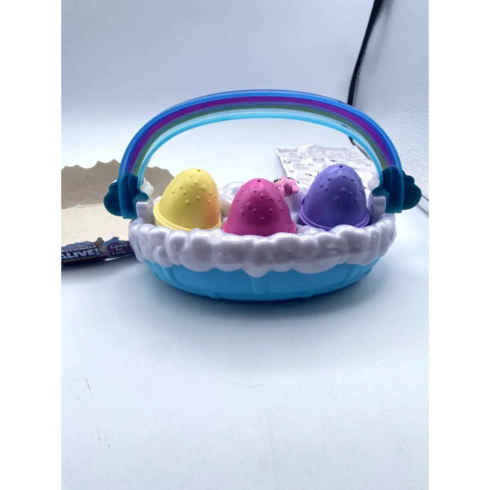 Hatchimals Alive Spring Basket with 3 Self-Hatching Eggs Ages 3 And Up Fun‎ Toy
